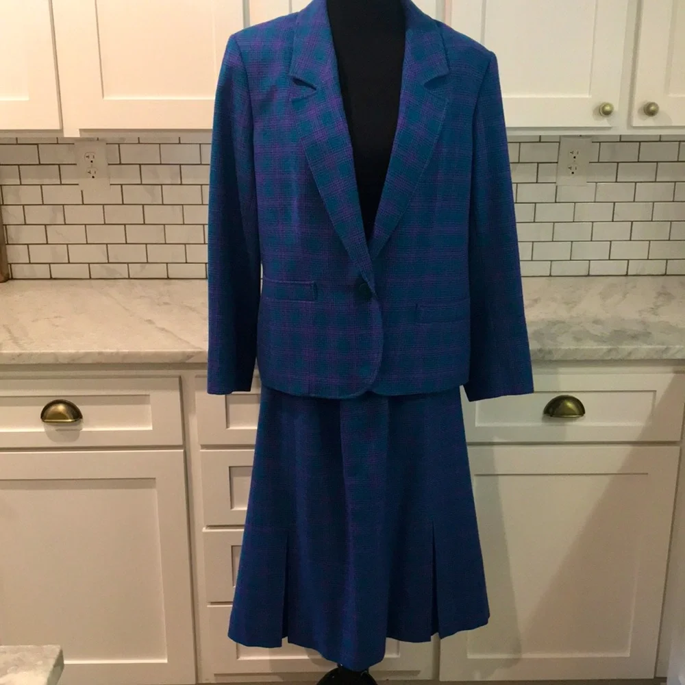 Vintage Pendleton Wool Suit Womens Size 18W Blue Plaid 2 Piece Skirt Blazer USA - Picture 1 of 16